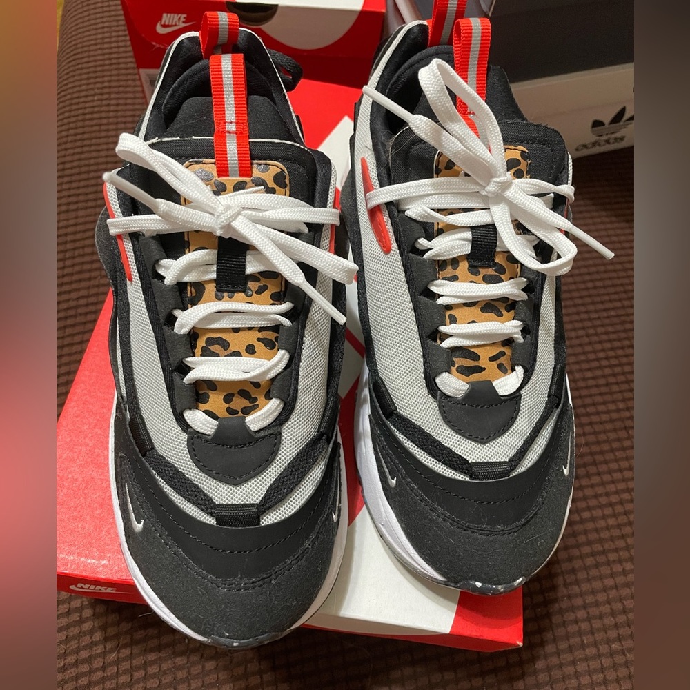 Size 7.5 Nike furyosa